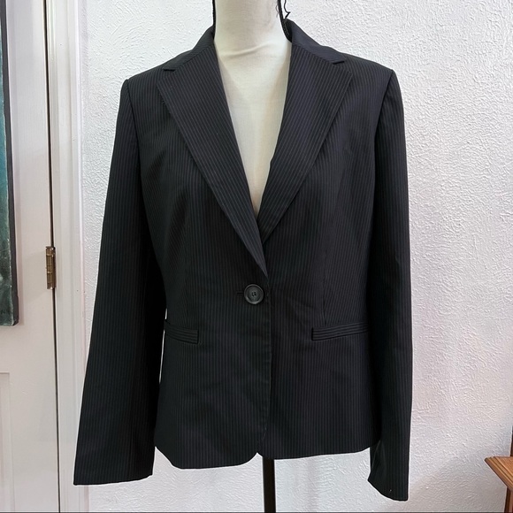 Ann Taylor blue pin stripe wool blazer - Picture 2 of 11